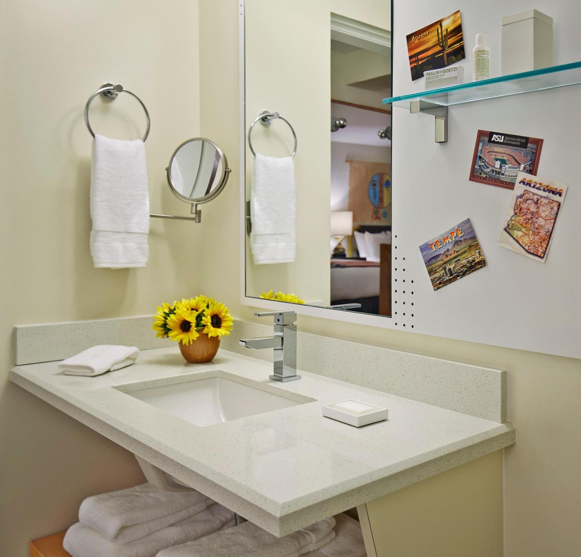 Graduate By Hilton Tempe Hotel Phòng bức ảnh